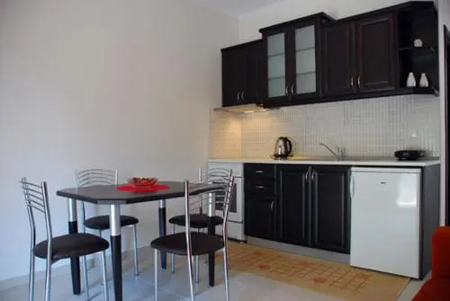 Niki Apartments