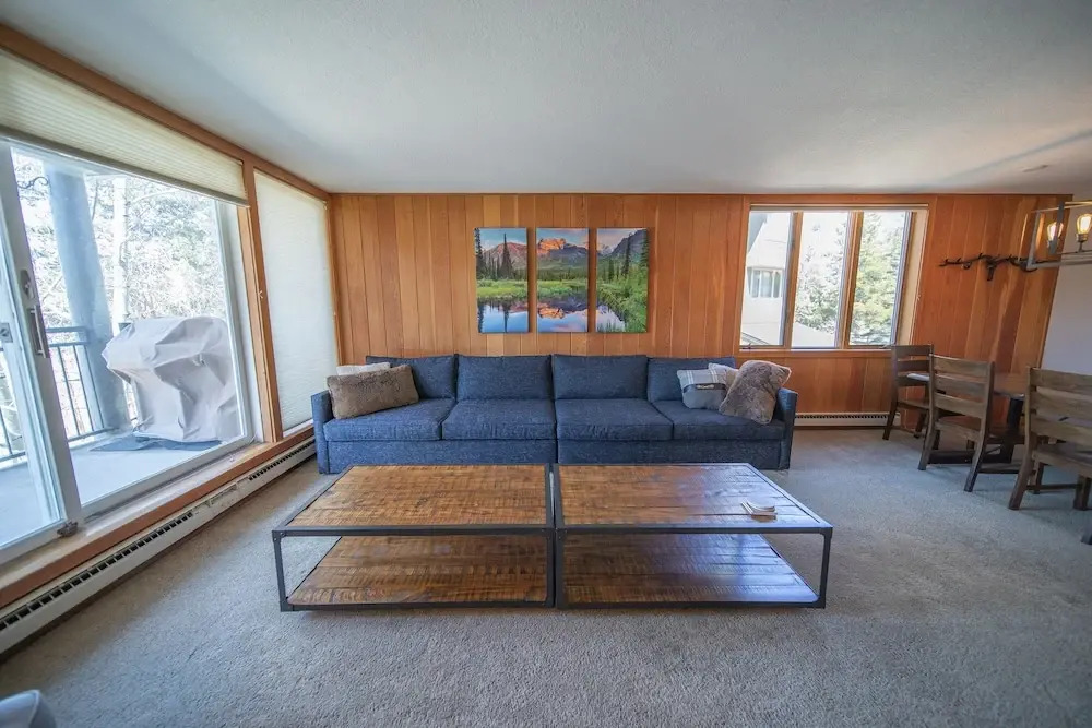 Pines 2161
