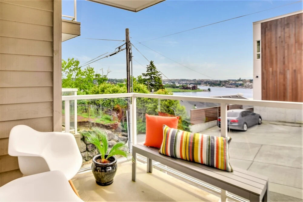 Lake View on Dexter - Two Bedroom Condo