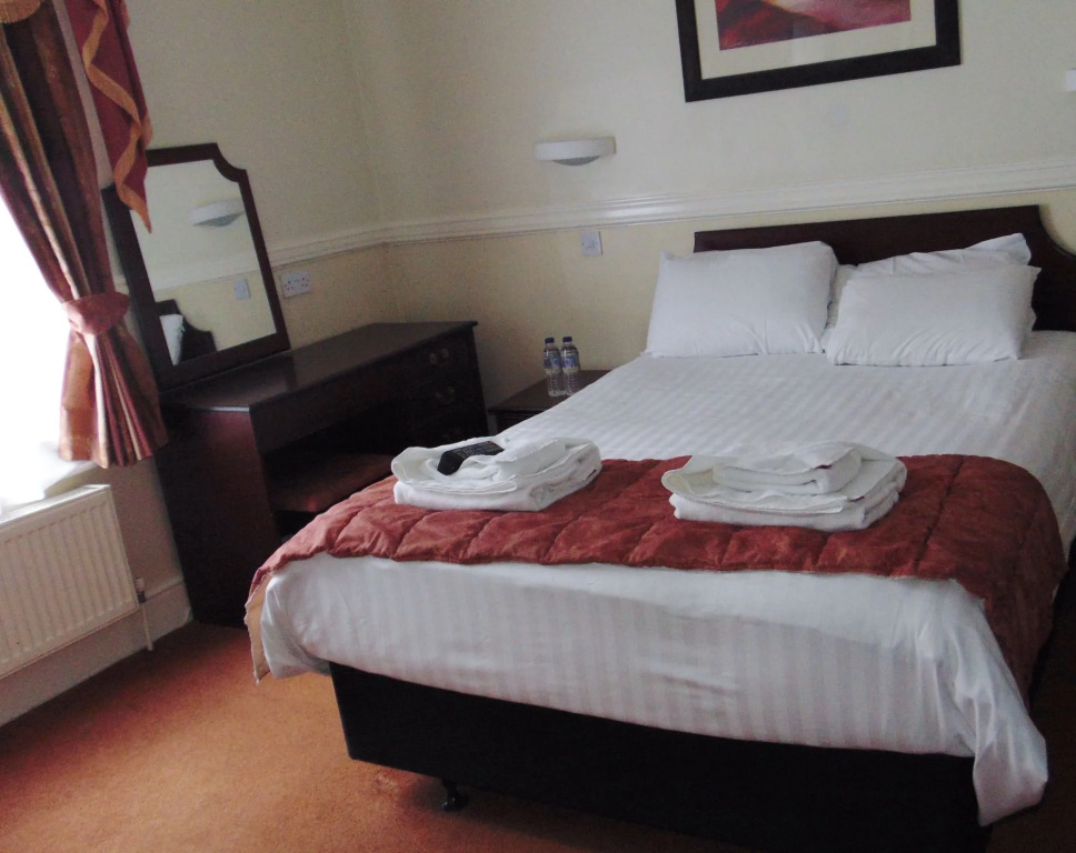 San Clu Hotel, Bar & Brasserie
