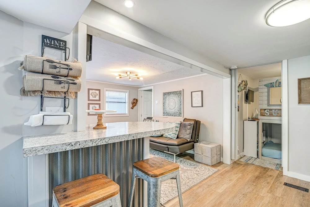 Myrtle Beach 'coastal Cabana' w/ Resort Amenities!