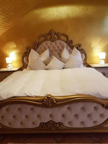 Whirlpool Suite Marrakesch-Lounge