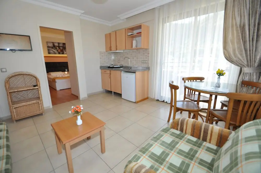 EcemHotel