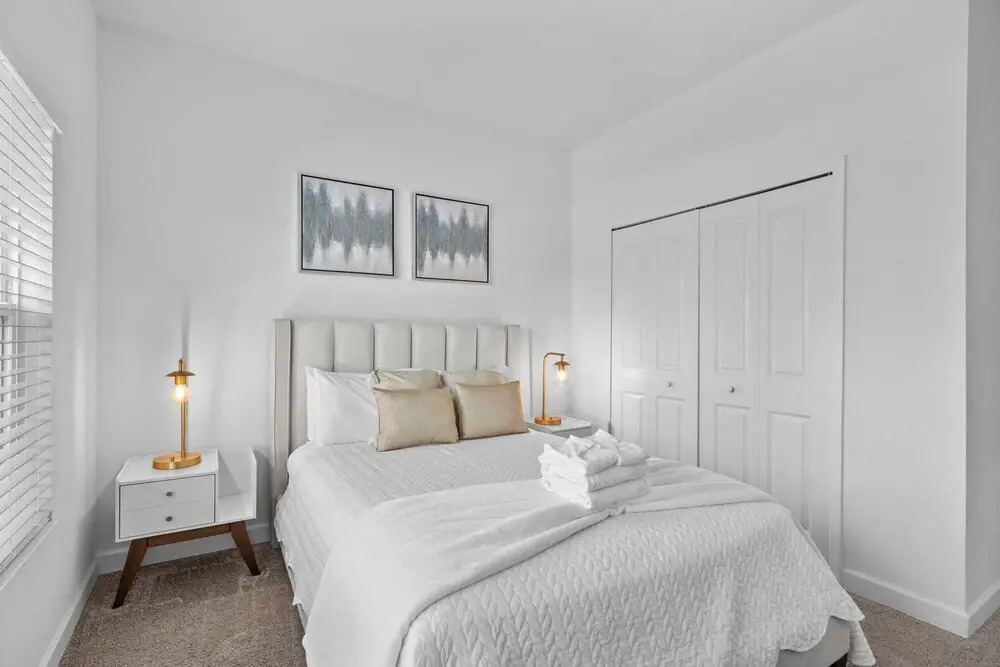 Spacious 5BR Home With Pool Near Top Attractions