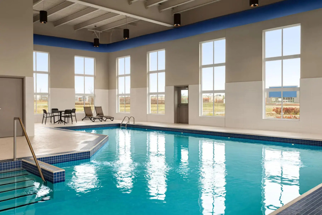 Microtel Inn & Suites by Wyndham Boisbriand