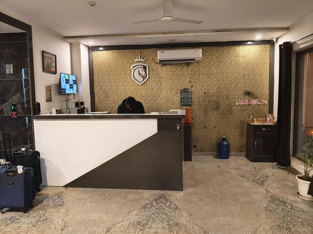 Collection O Agra Kalindi Vihar Formerly Hotel Taj