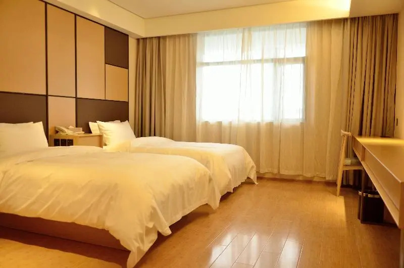 JI Hotel Wuhan Zhuankou Development Zone