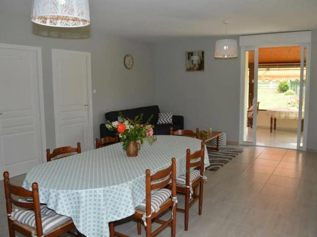 Gîte Braye-Sous-Faye, 4 pièces, 6 personnes - FR-1-381-214