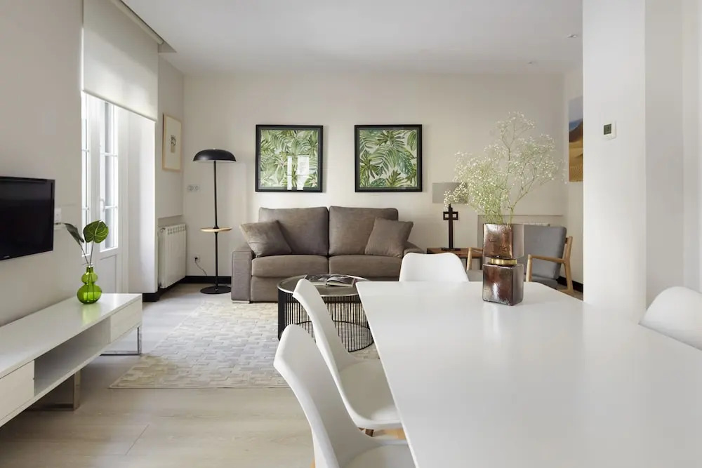 Hamabi Apartment by FeelFree Rentals