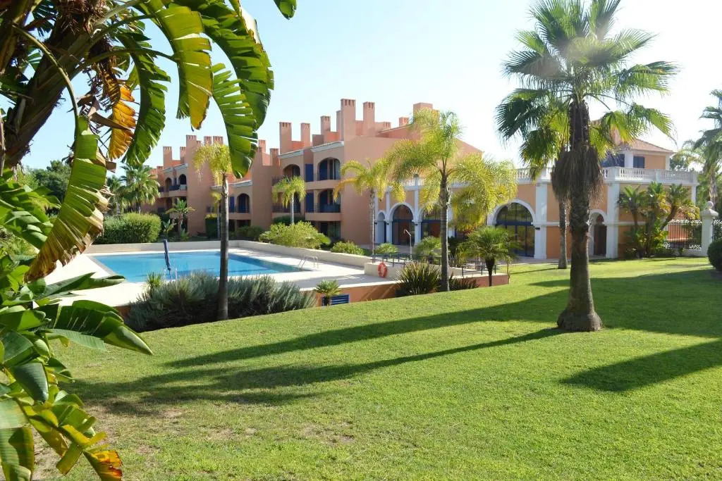 F5 Vila Sol by Garvetur