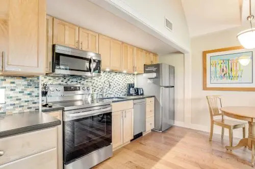 1414 Courtside Villa