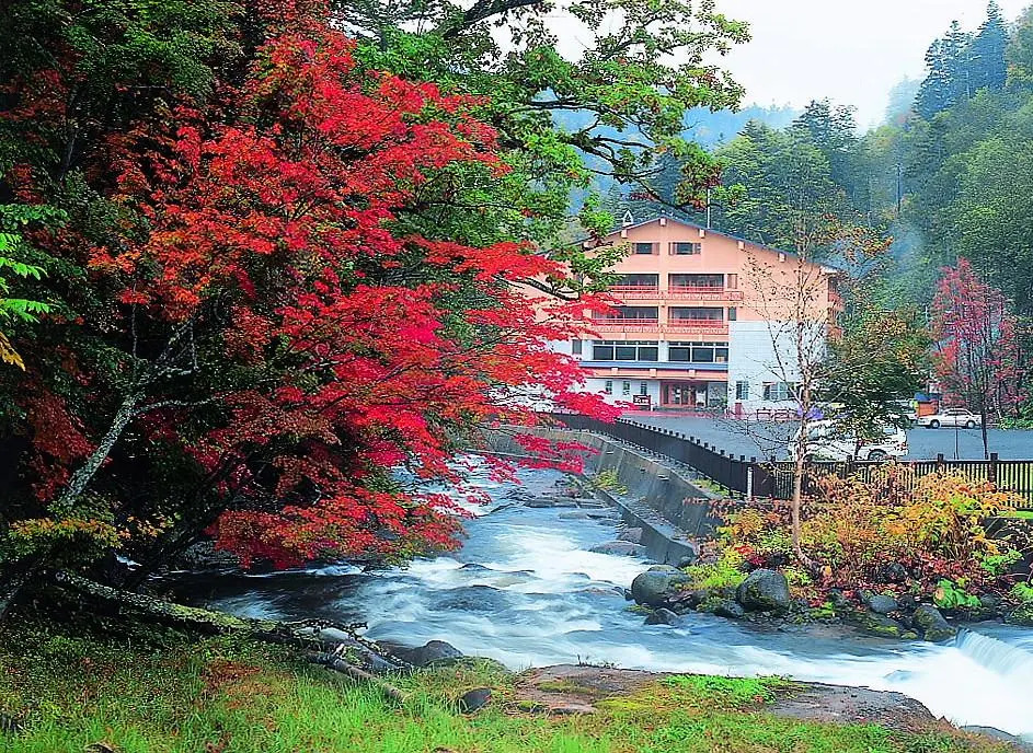Tomuraushionsen Higashi Taisetsuso