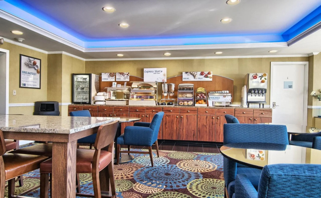 Holiday Inn Express Detroit-Birmingham by IHG