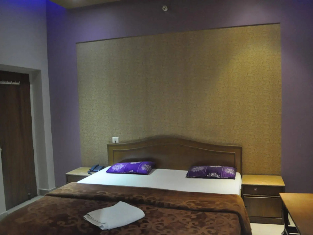 Hotel Sugandh Retreat Near Bus Stand Jaipur