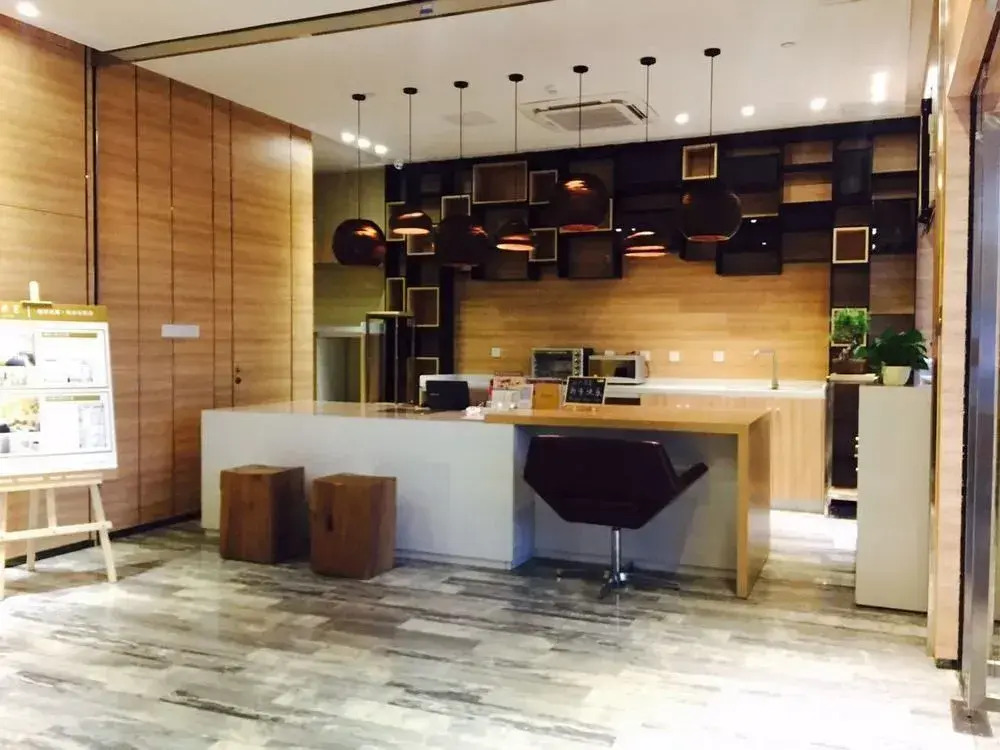MORE Residence Guangzhou Huanshidong