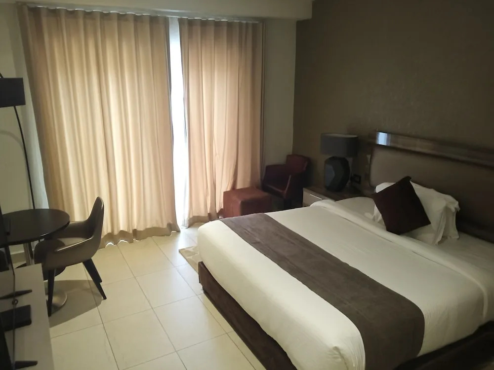 The Palms by Eagles, Takoradi