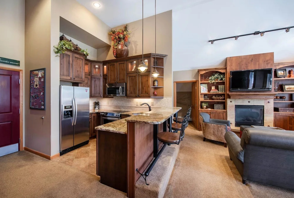 Select Unit 1710 - 2br - Zephyr Mountain Lodge 2 Bedroom Condo