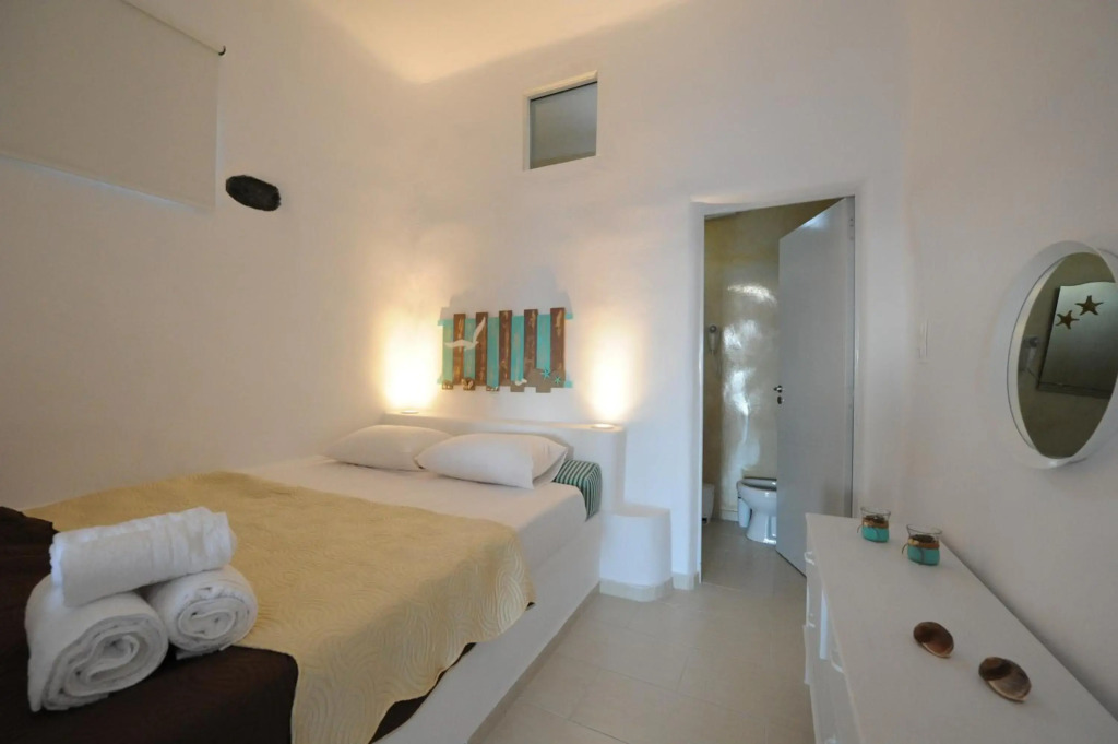 Manias Fira Residences