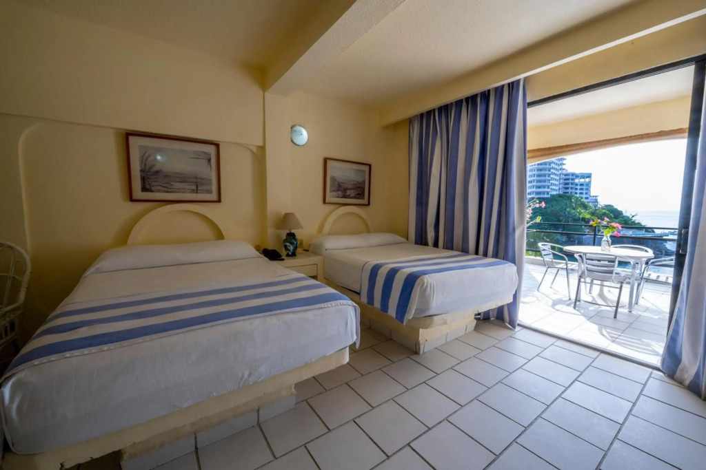Acamar Beach Resort