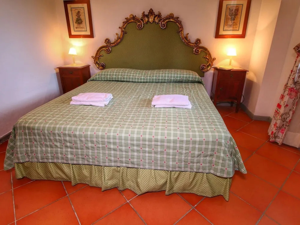 Holiday Home for 8 Guests