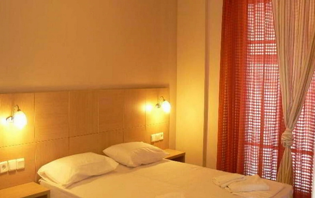 Happyland Hotel Apartments