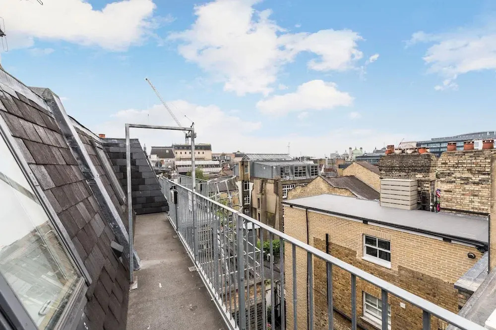 Piccadilly Lofts  by Allô Housing