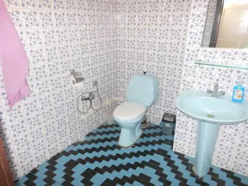 HoneyHostel