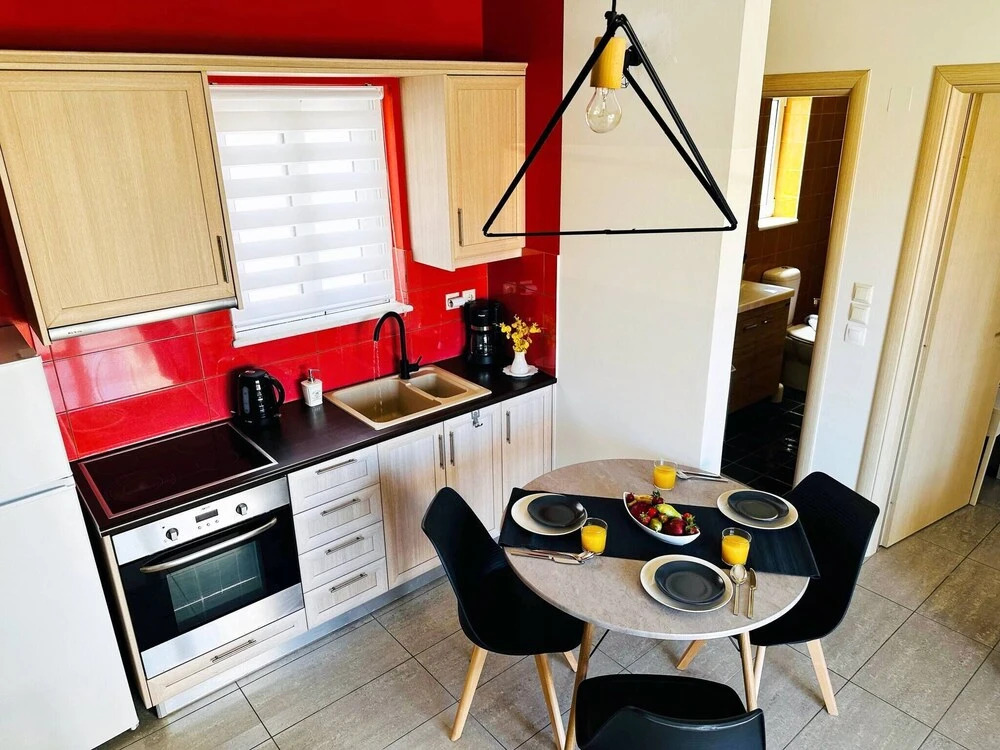 Cozy Snuggle- 2min To Beach, 6min Walk To Old Town
