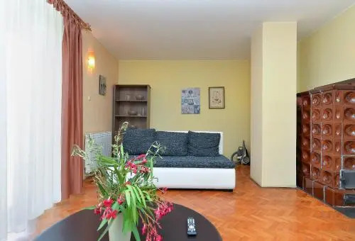 Apartments Gracijano 1724