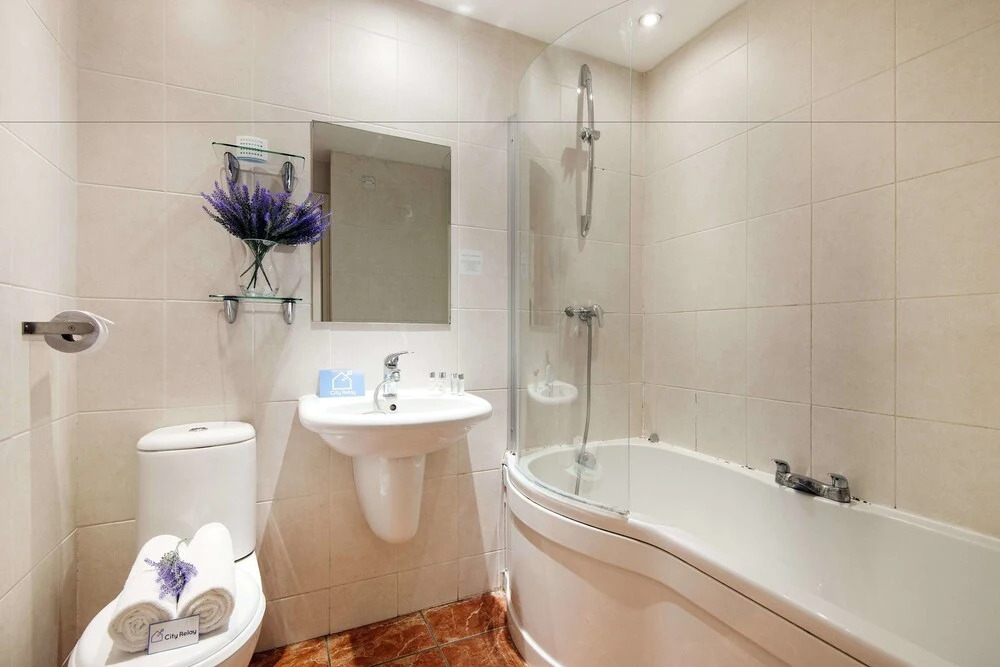 Cosy Point West Cromwell Road Apartment - SRG
