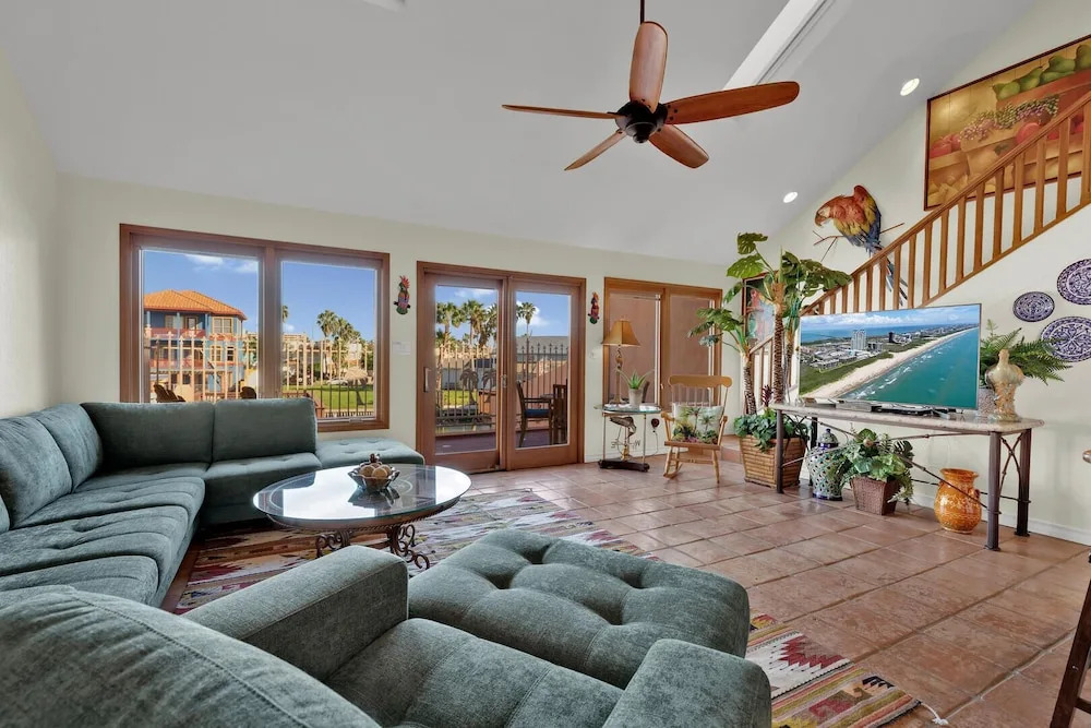 Waterfront Townhome With Pool & Boat Slip!