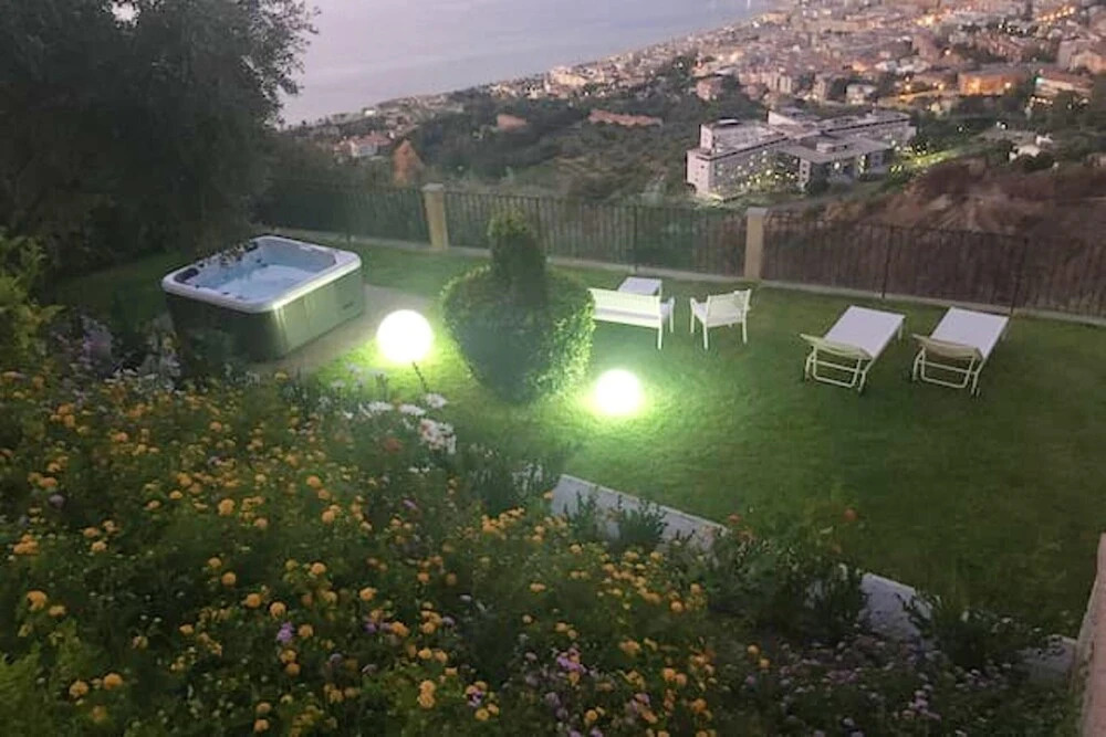 Villa With 2 Bedrooms in Provincia di Palermo, With Wonderful sea View and Wifi