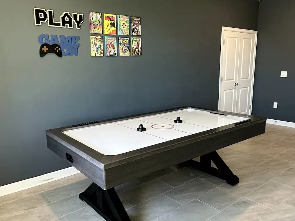 Luxurious Retreat Games & More