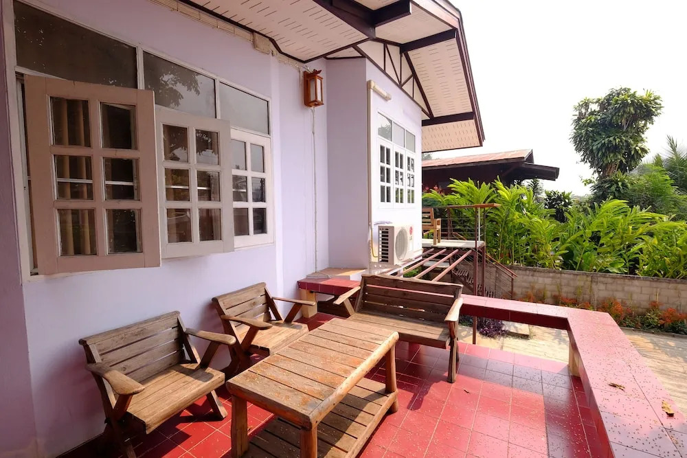 P.L.P Guesthouse - Mae Hong Son