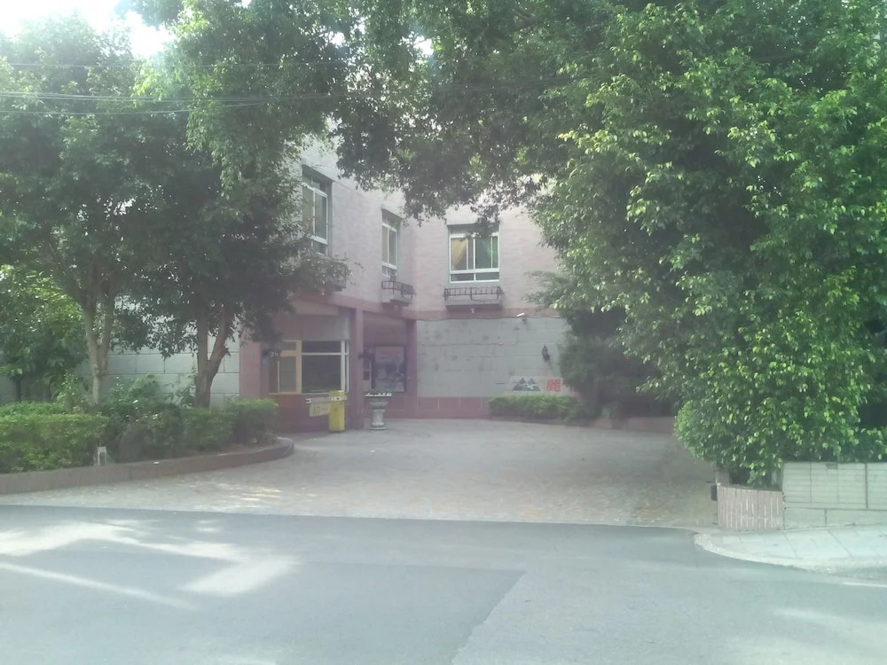 Regin Business Motel