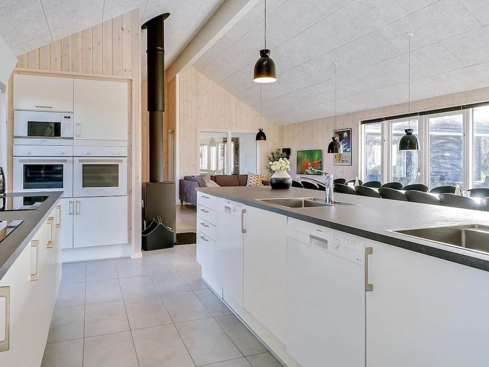 Enticing Holiday Home in Jutland With Swimming Pool