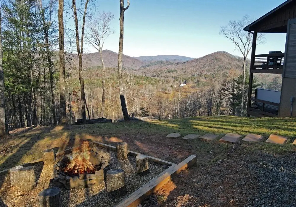 High Ridge Lodge- Epworth GA