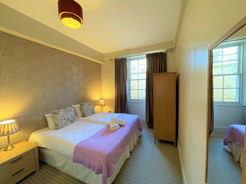 Kirkhill Estate Rooms