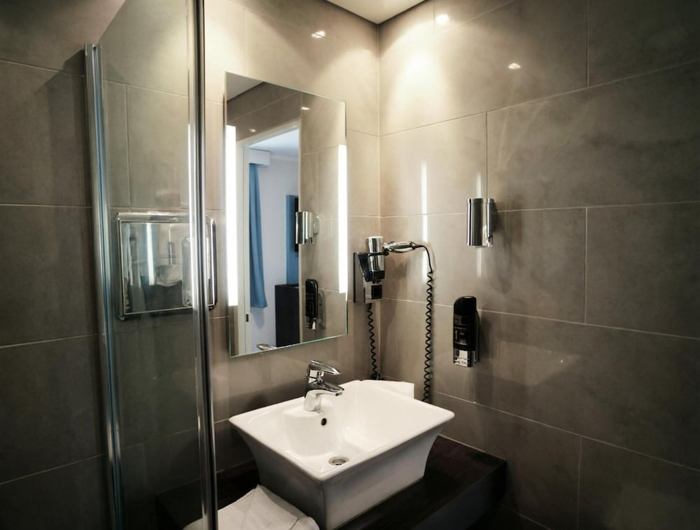 Koblenz Valley Hotel Double Room Extra Bed
