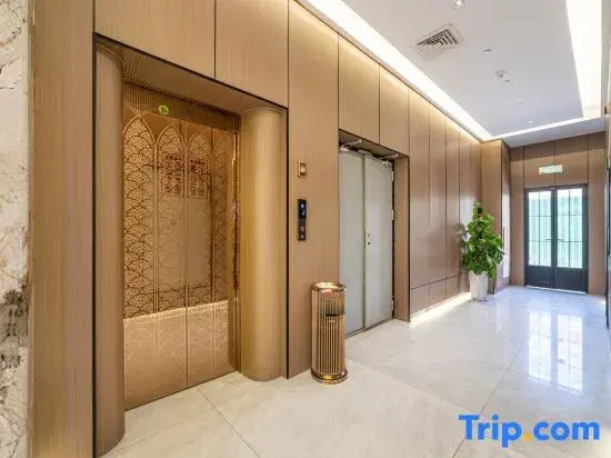 Quangong Hotel
