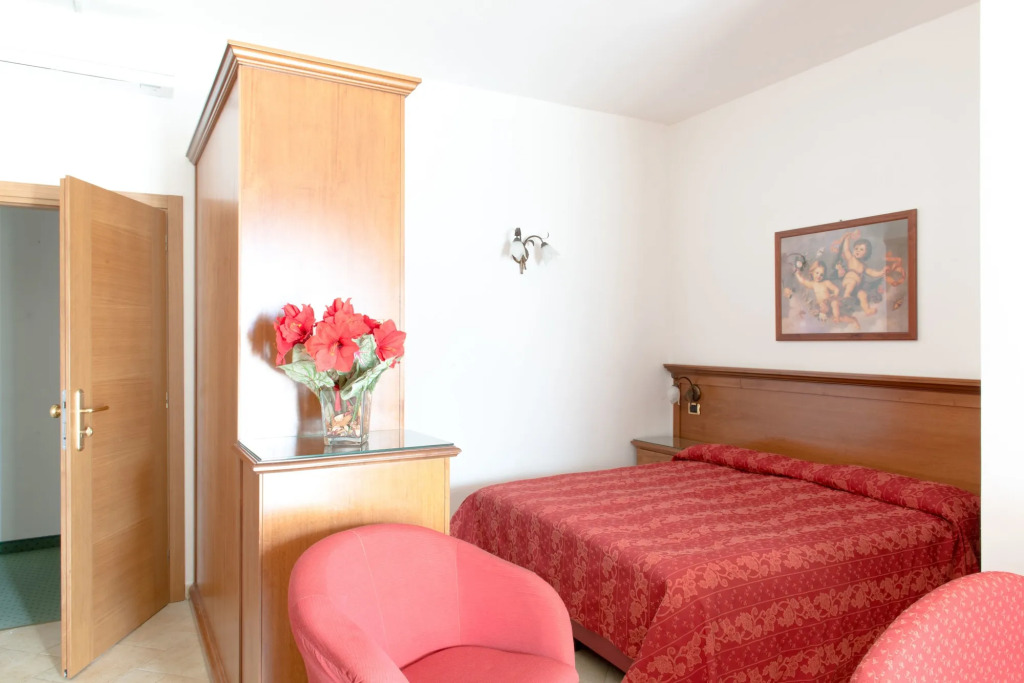 Village Hotel Lucia