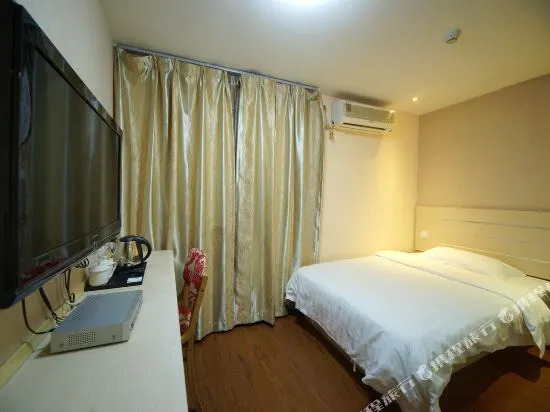 Gonghe Hotel (Nanning Chaoyang Square Subway Station Sanjie Liangxiang)