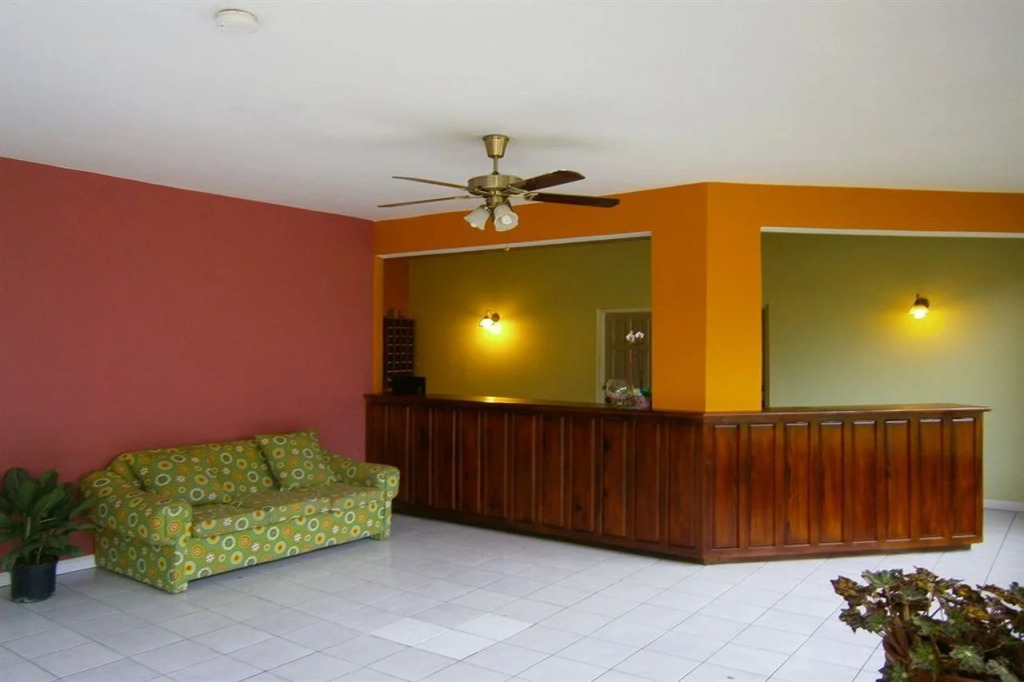 Gold Nugget Hotel
