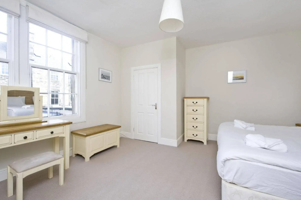 Destiny Scotland - Rose Street Flats