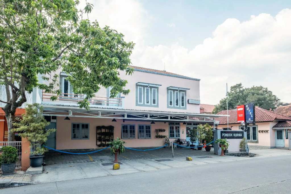 RedDoorz at Hotel pondok Kurnia near Buah Batu Bandung