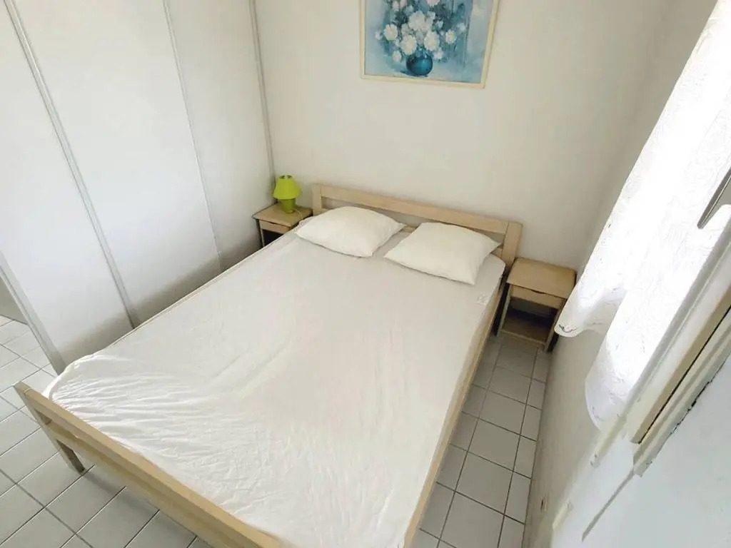 Appartement Six-Fours-les-Plages, 2 pièces, 5 personnes - FR-1-316-287