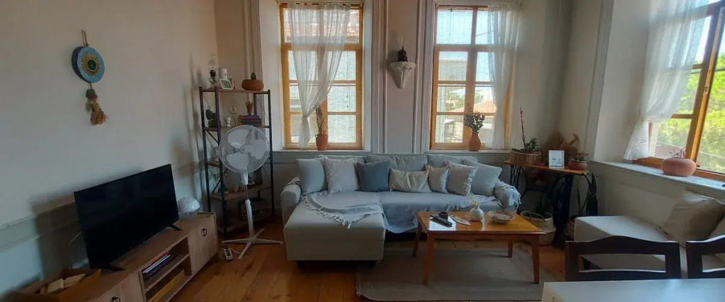 Kastro Apoikia Home