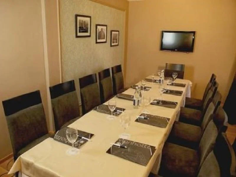 Manhattan Astana Hotel