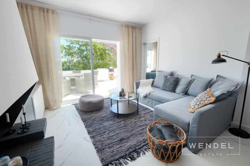 Contemporary new Apartment With 2 Terraces