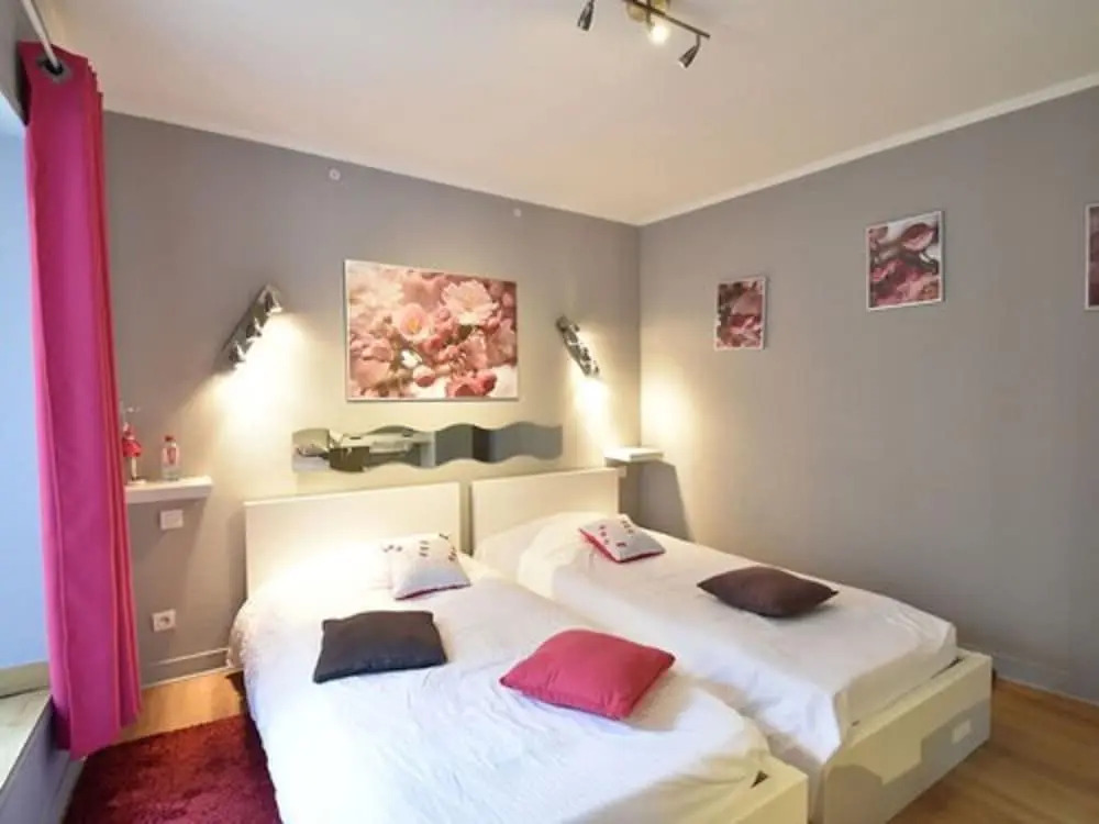 Lovely Apartment in Bayeux With Courtyard & Heating